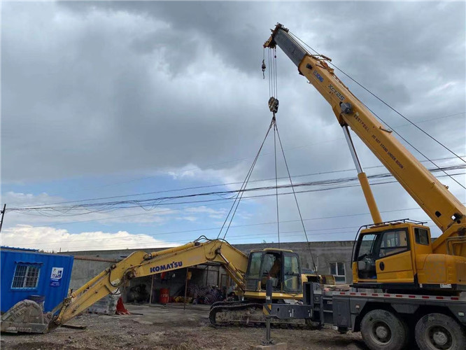 张店区25吨吊车的工作半径是多少？