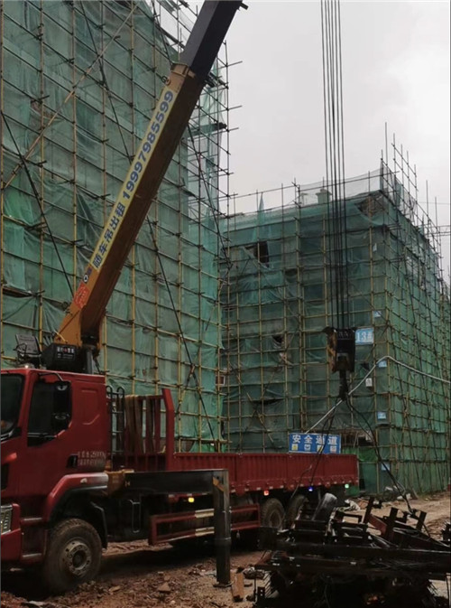 张店区“慢工细活”—— 吊车的 “微动控制” 技术